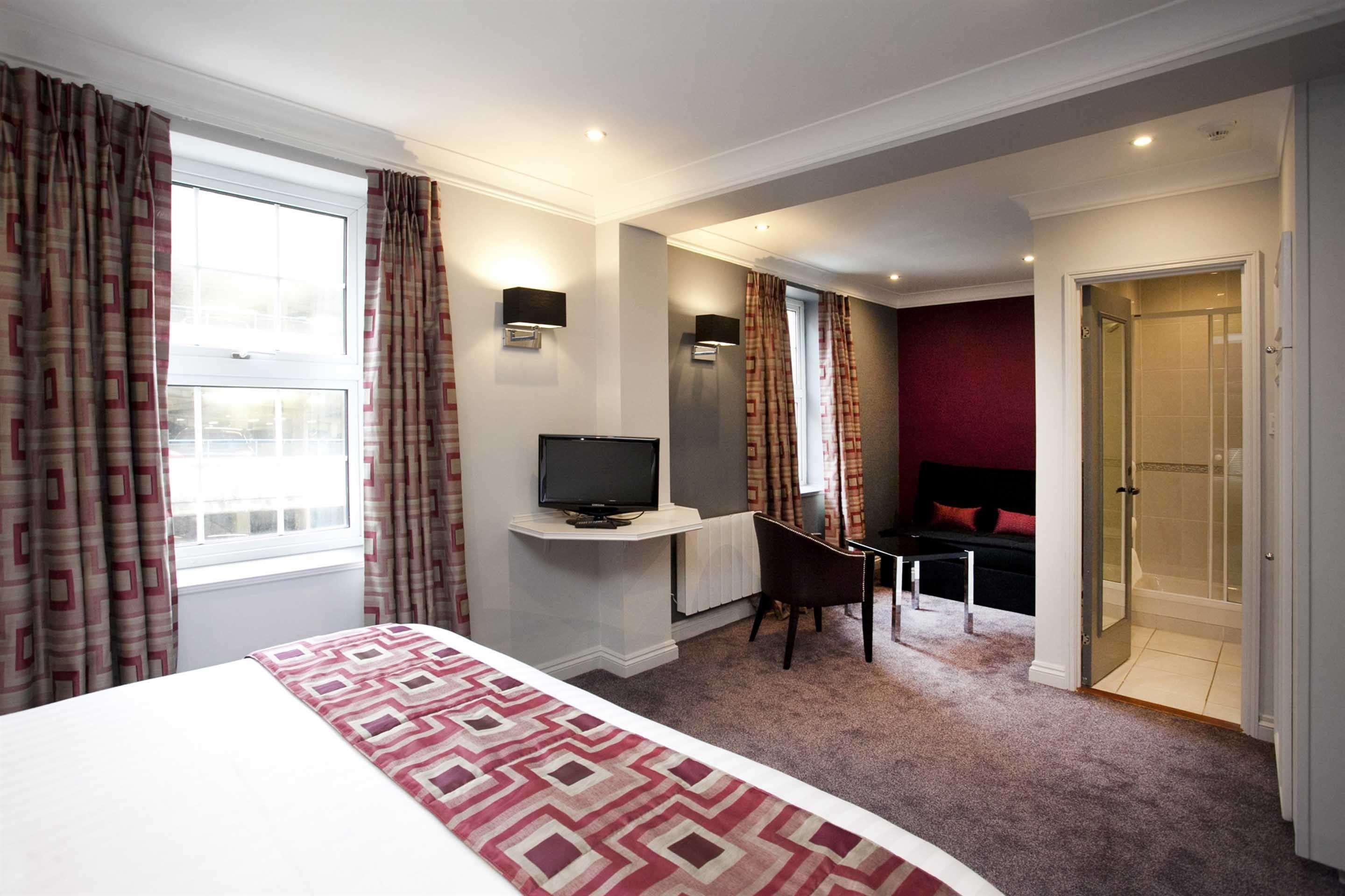 St Hotel; Bw Premier Collection Hotel