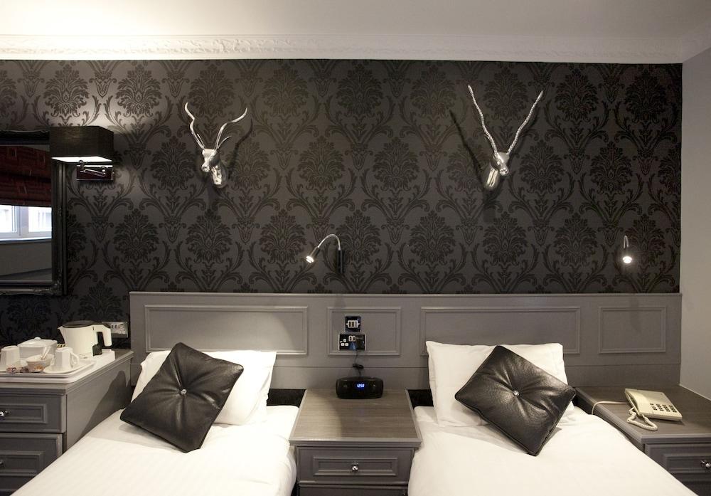 St Hotel; Bw Premier Collection 4*